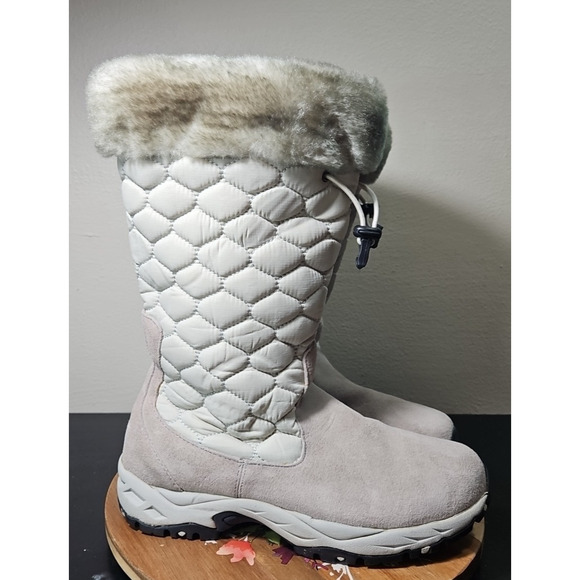 LL Bean Snow Boots EUC Quilted Nylon Suede Faux Fur Trim Pull-On Women's 8.5 EUC - Picture 2 of 16
